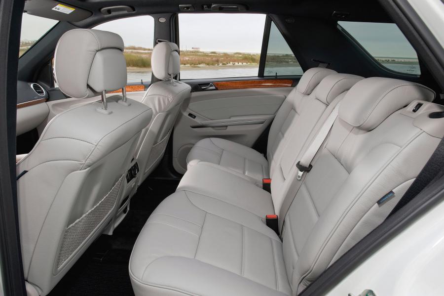  Mercedes-Benz ML320 BlueTEC 2009 года  (фото 12 из 21)